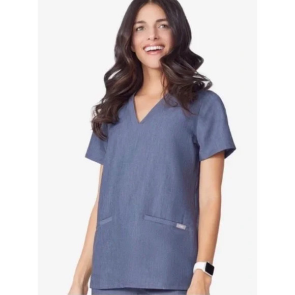 Figs Casma Top in Denim Blue Size Small - Picture 1 of 4